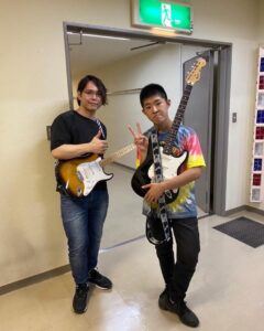 柳川ギター教室STRINGS
