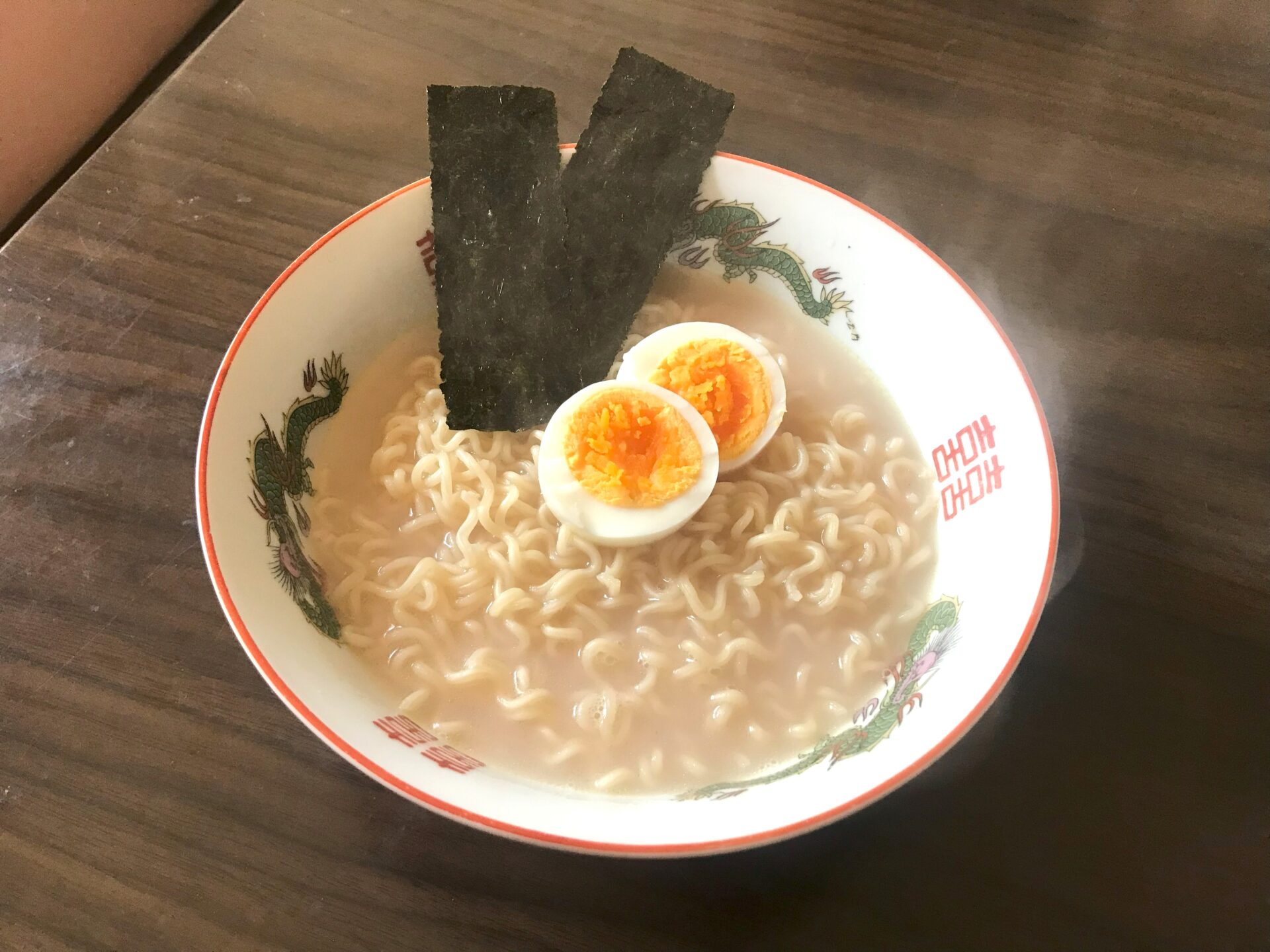 あまおうラーメン（福岡県産あまおう使用）4袋セット×10入り あまおうラーメン（袋麺）の商品ページ｜卸・仕入れサイト【スーパー